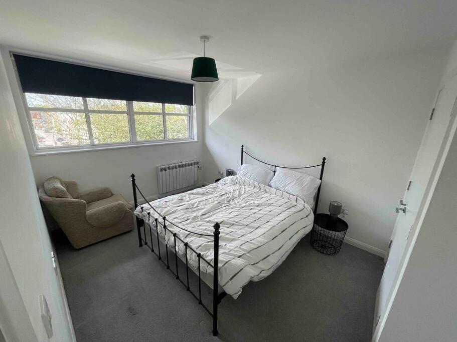 2 Bed City Centre Flat Bath Extérieur photo